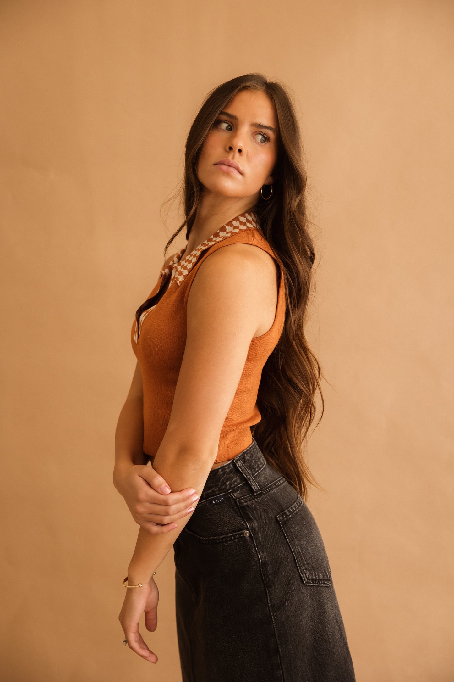 THE SCARLET - SWEATER TANK