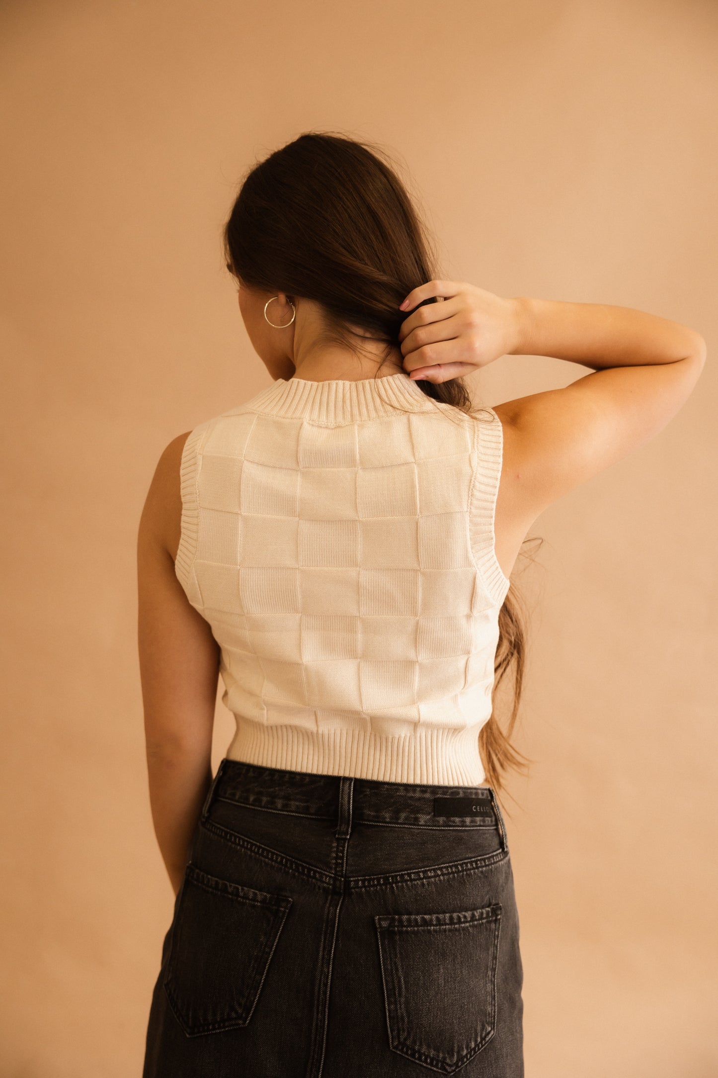 GOT YOU IN CHECK SWEATER TANK
