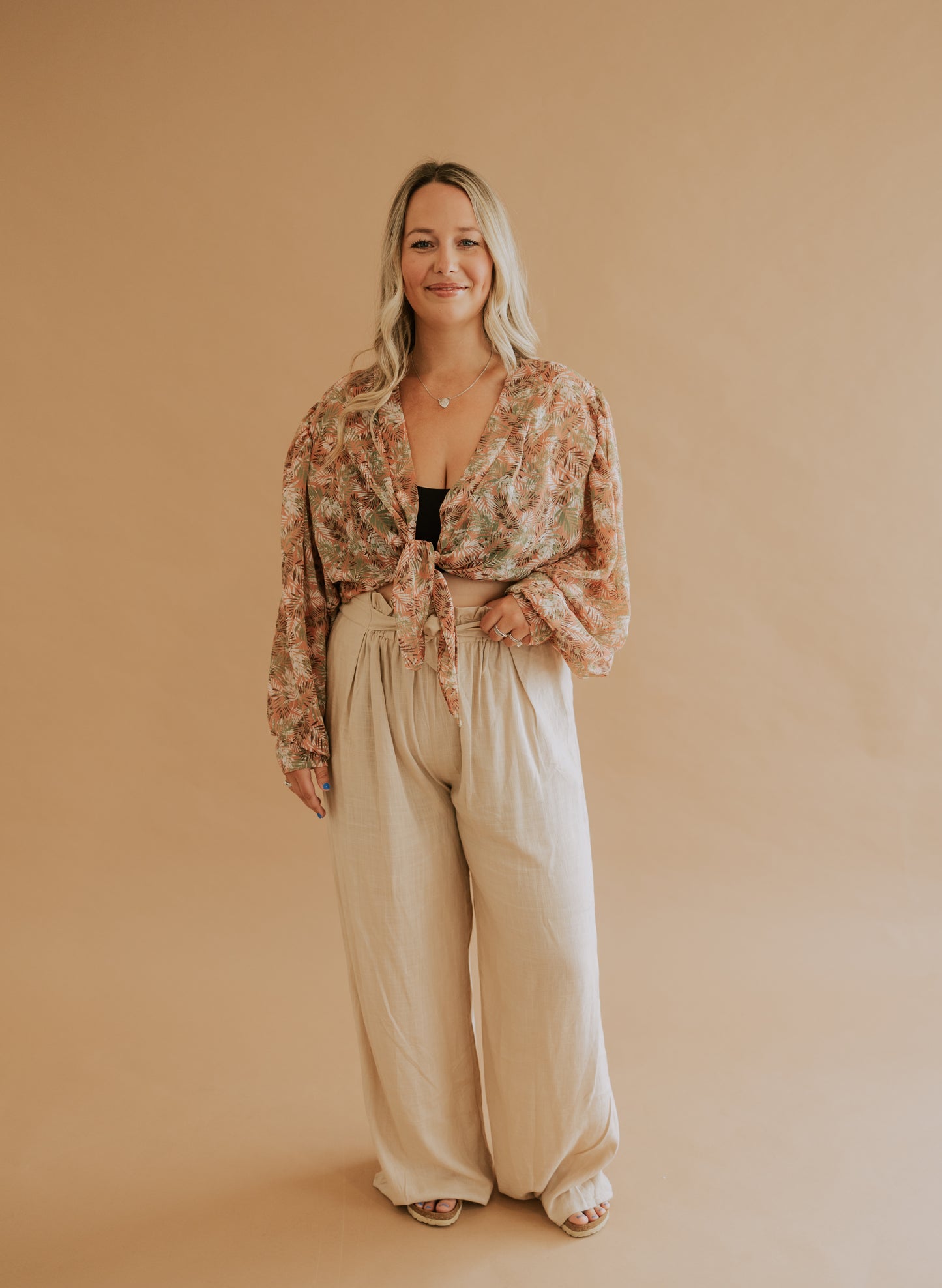 FEELINGS OF SPRING TIE TOP