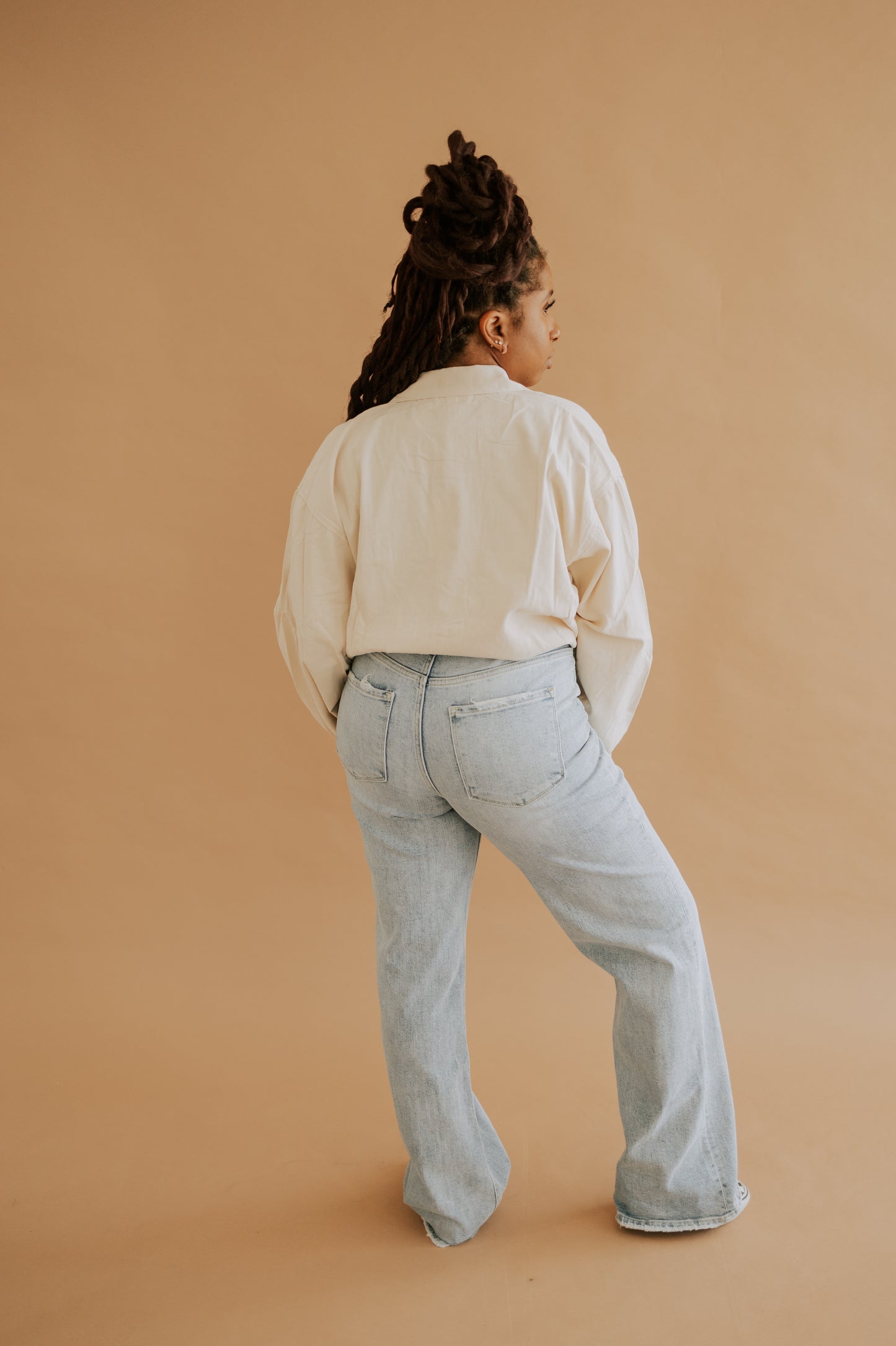 IN LIEU OF LINEN BUTTON UP