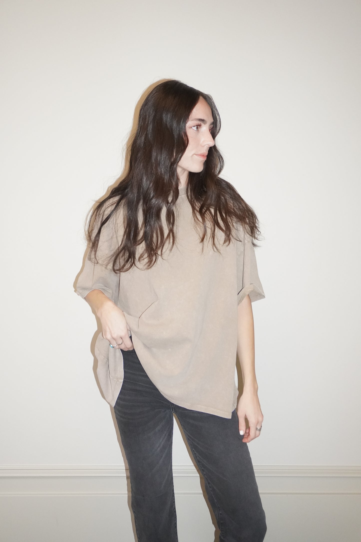 EVERYDAY TEE - ICED LATTE