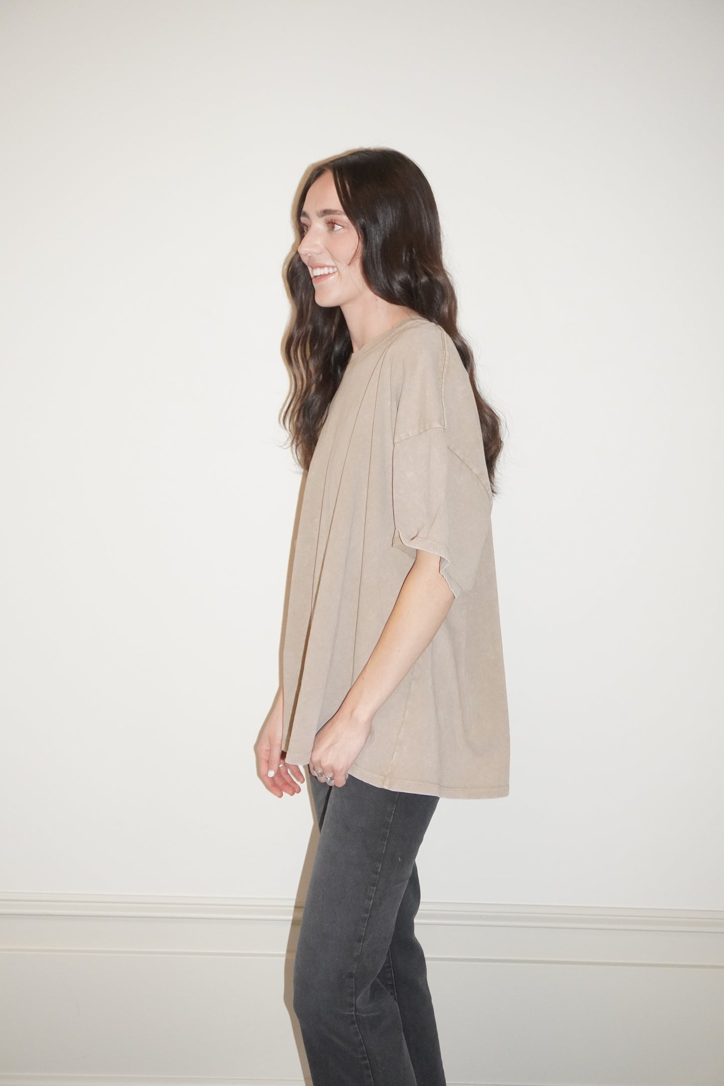 EVERYDAY TEE - ICED LATTE