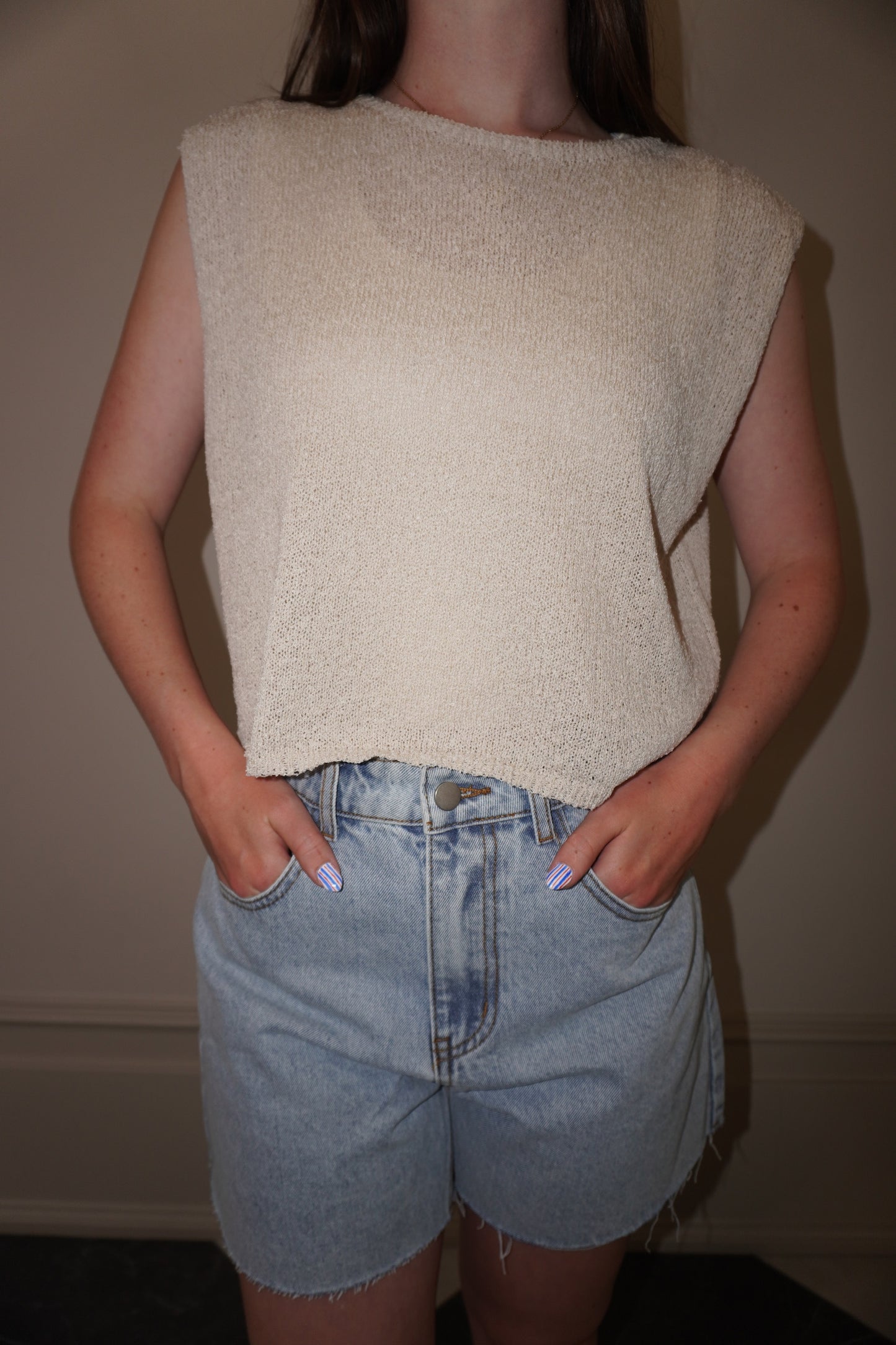 CAP IT OFF - SWEATER TANK