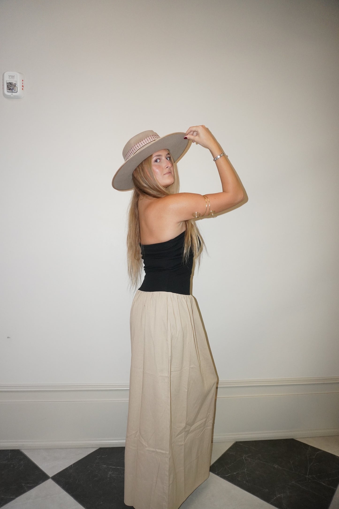 NO STRINGS ATTACHED - MAXI DRESS