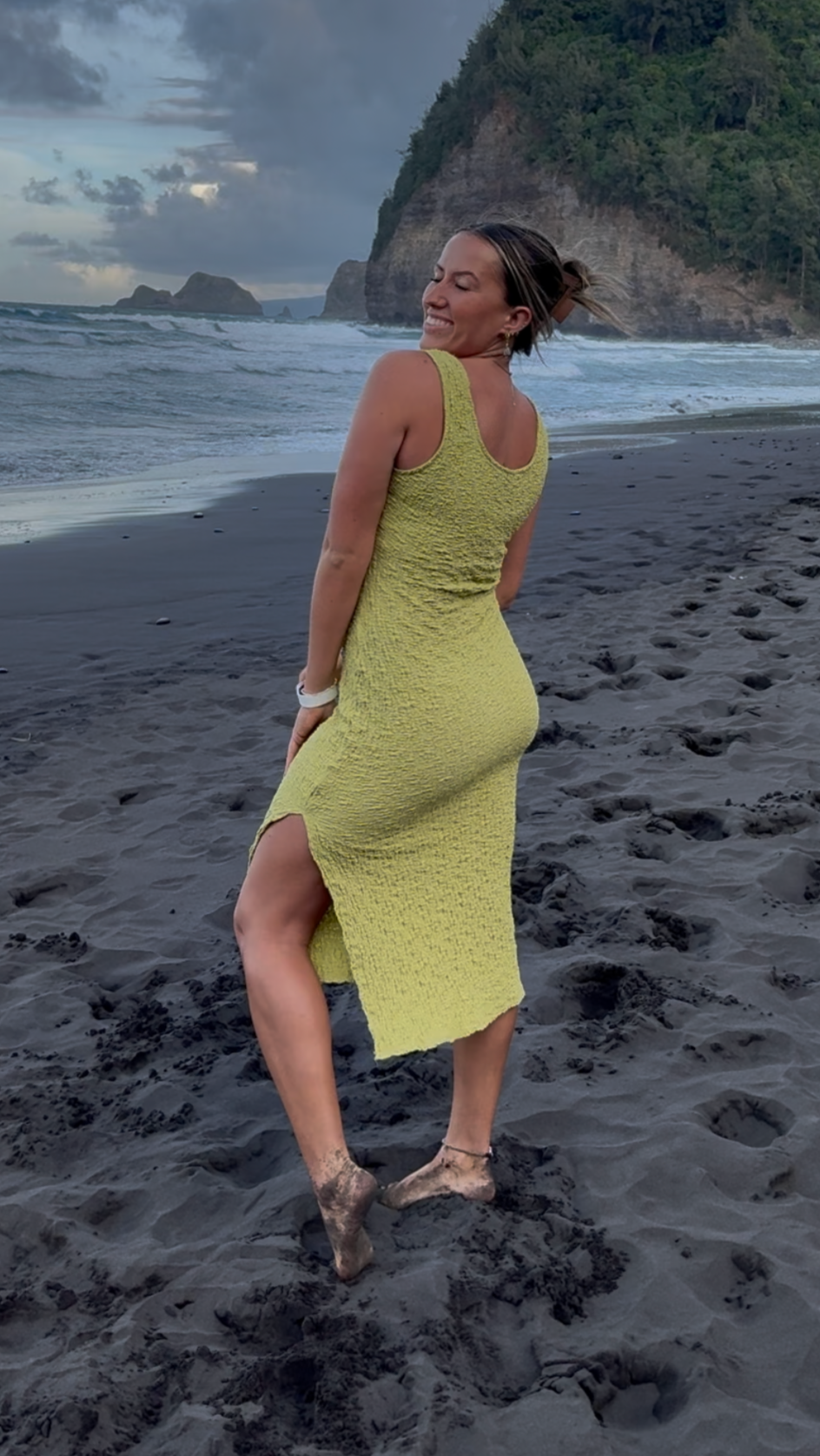 YOU HAD ME AT ALOHA (ZESTY LIME) - MIDI DRESS