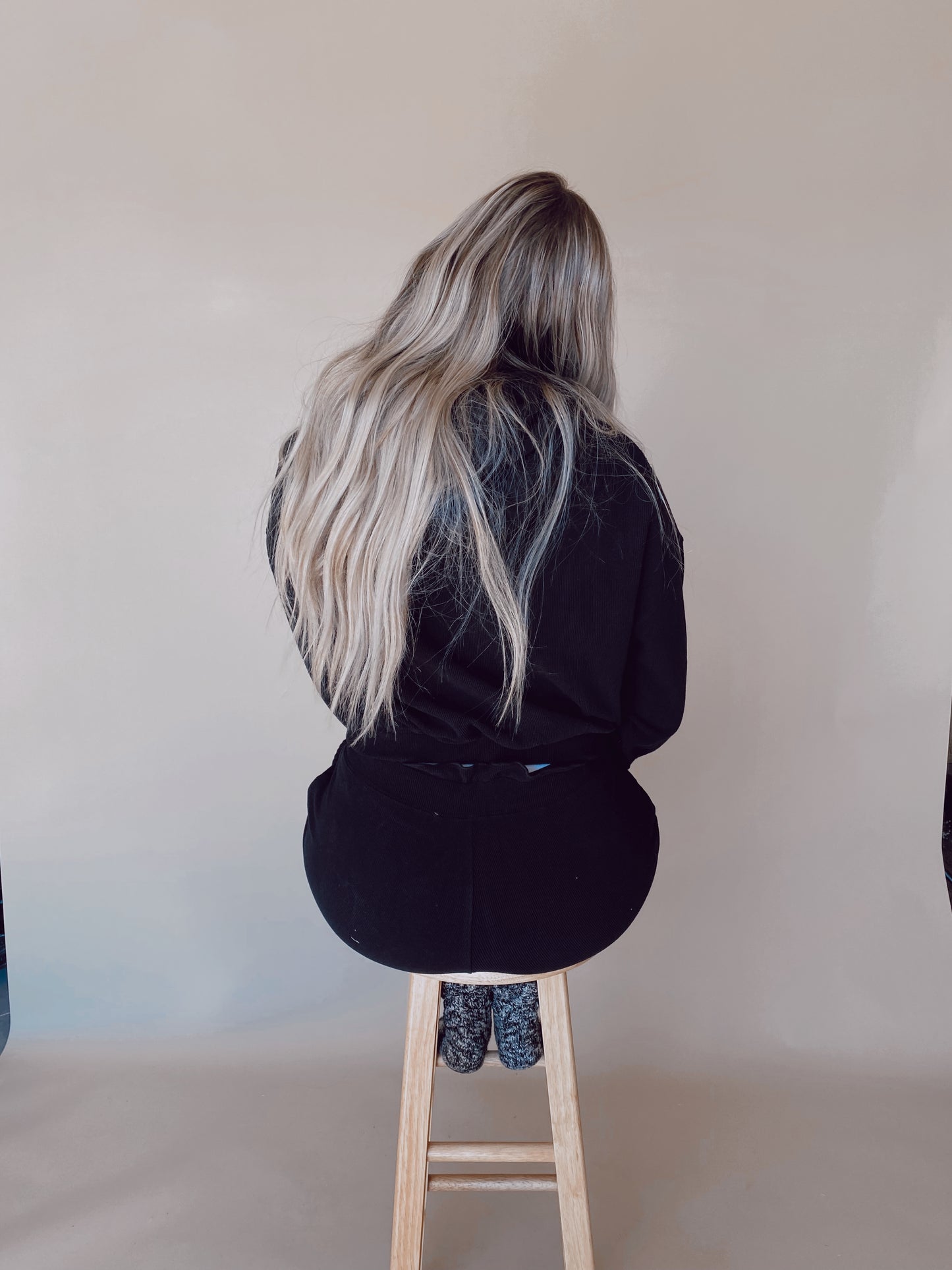 DEEP IN THE POCKET CROPPED - HOODIE