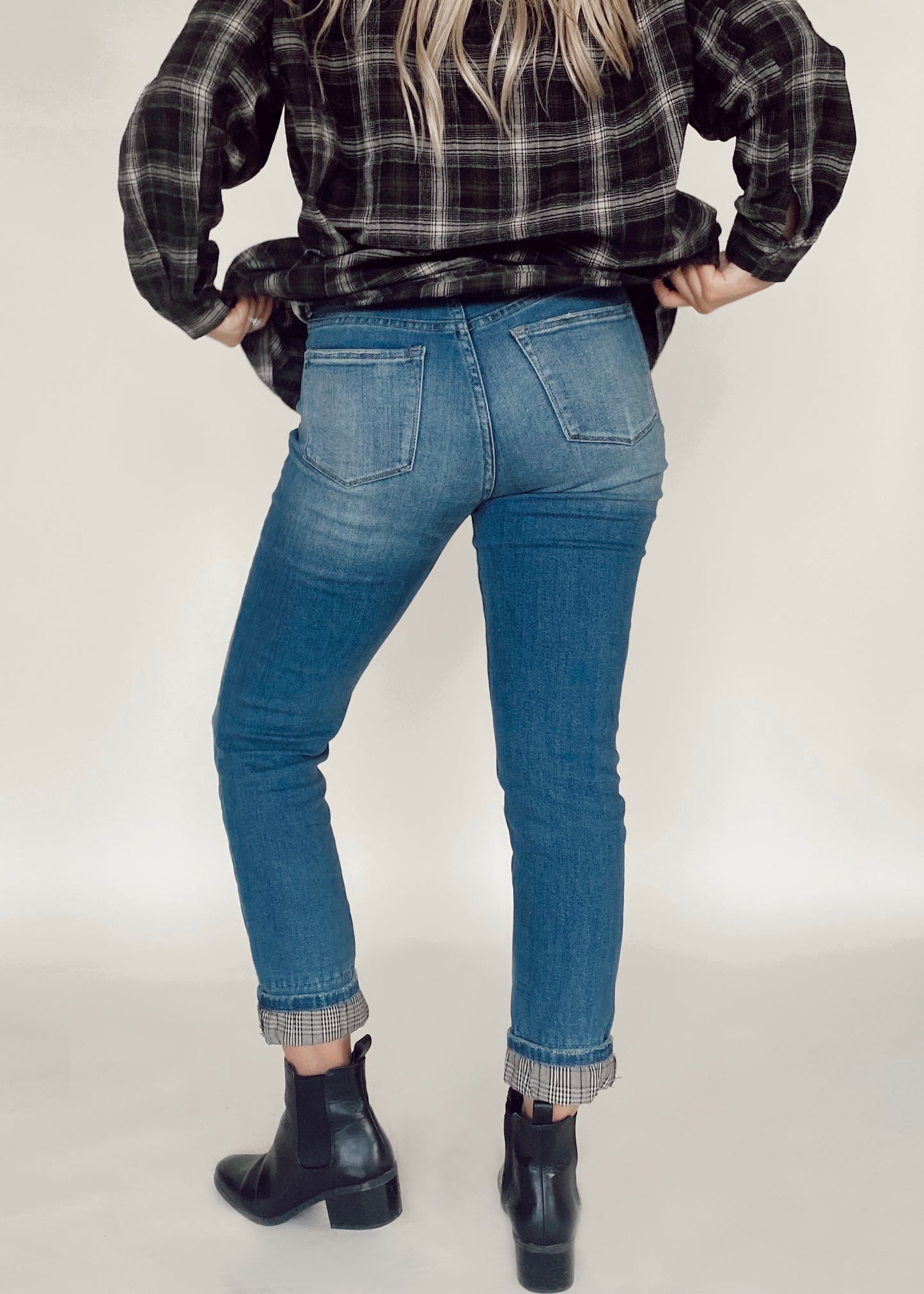 OFF THE CUFF - JEANS