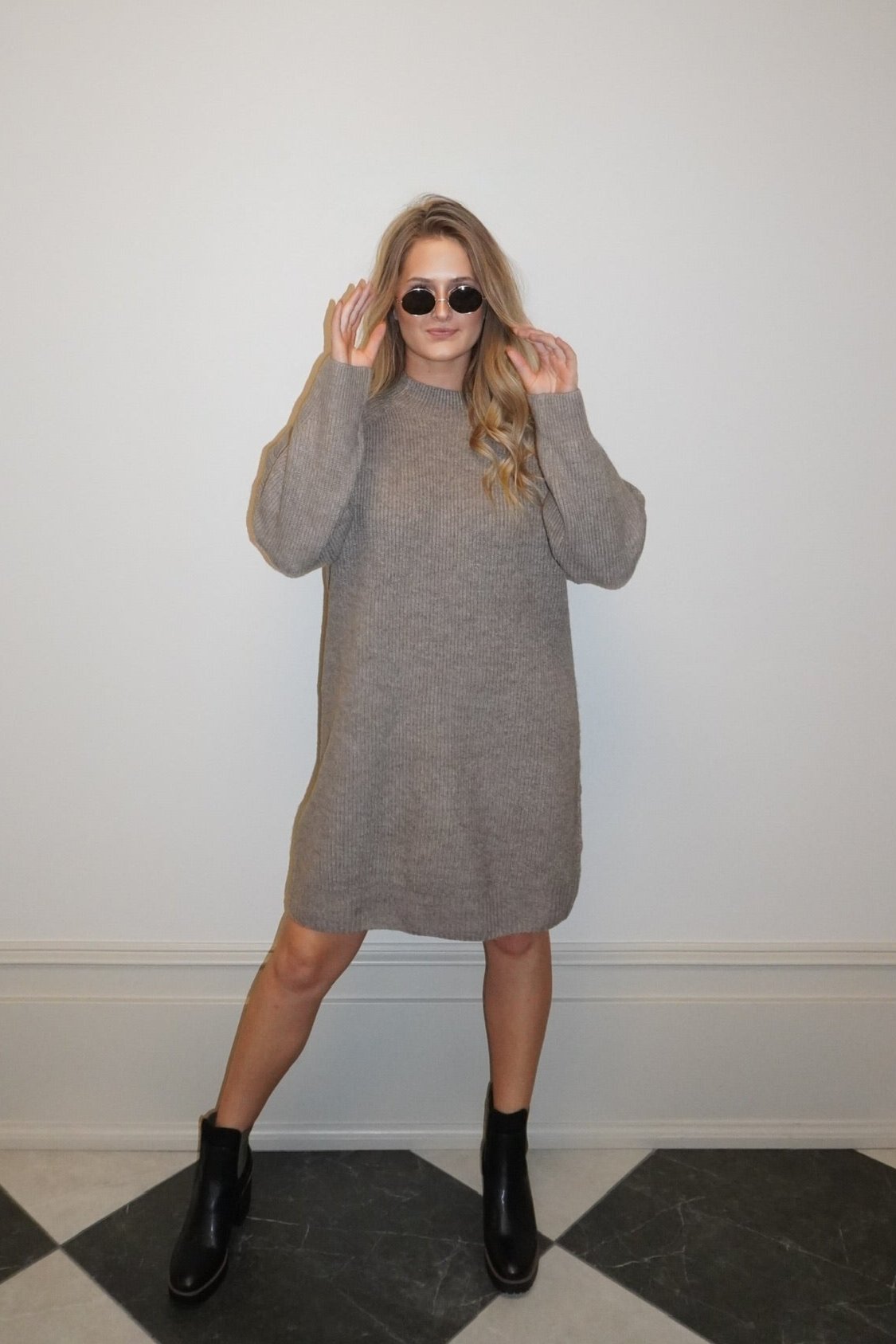 ESSENTIAL SWEATER - DRESS