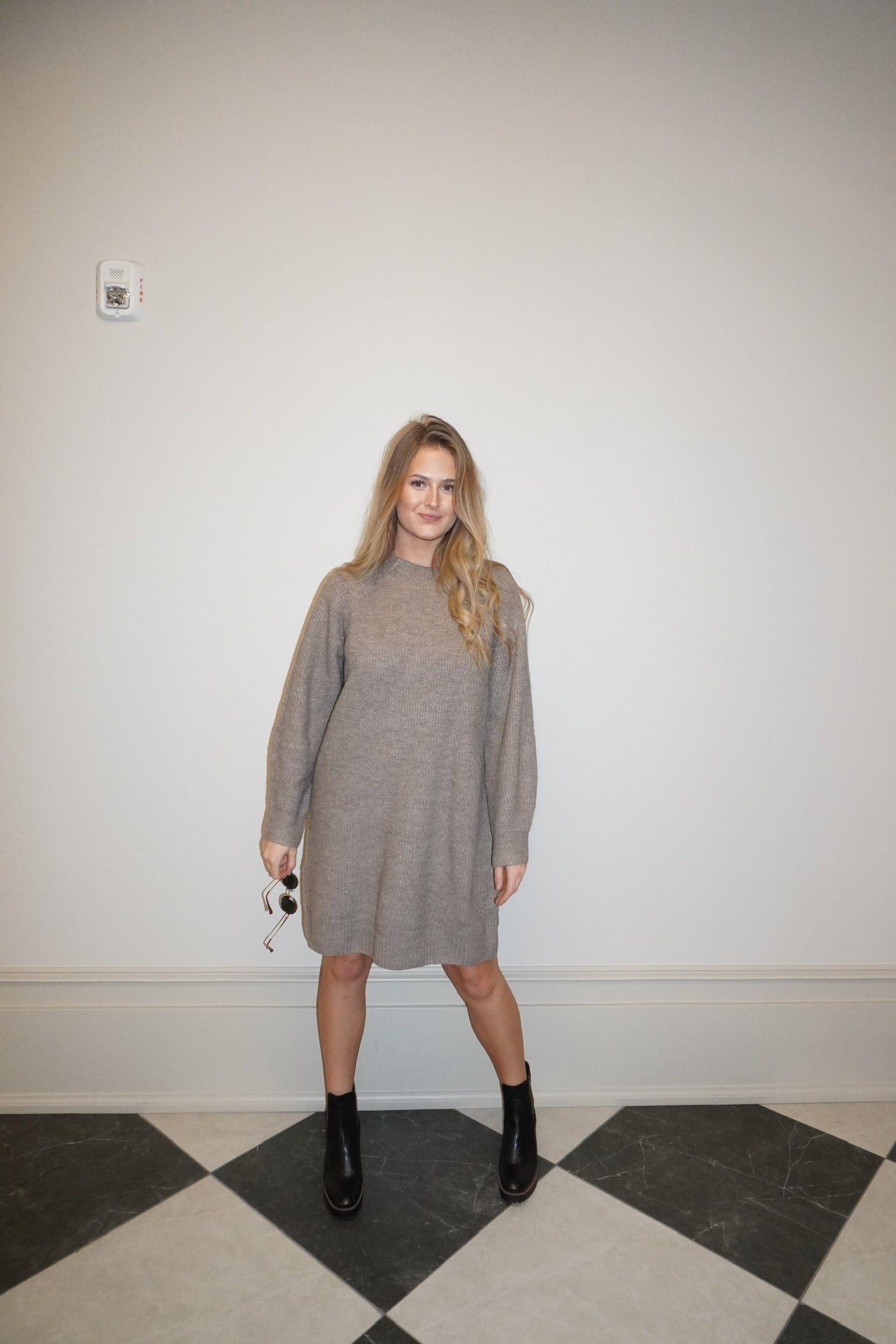 ESSENTIAL SWEATER - DRESS